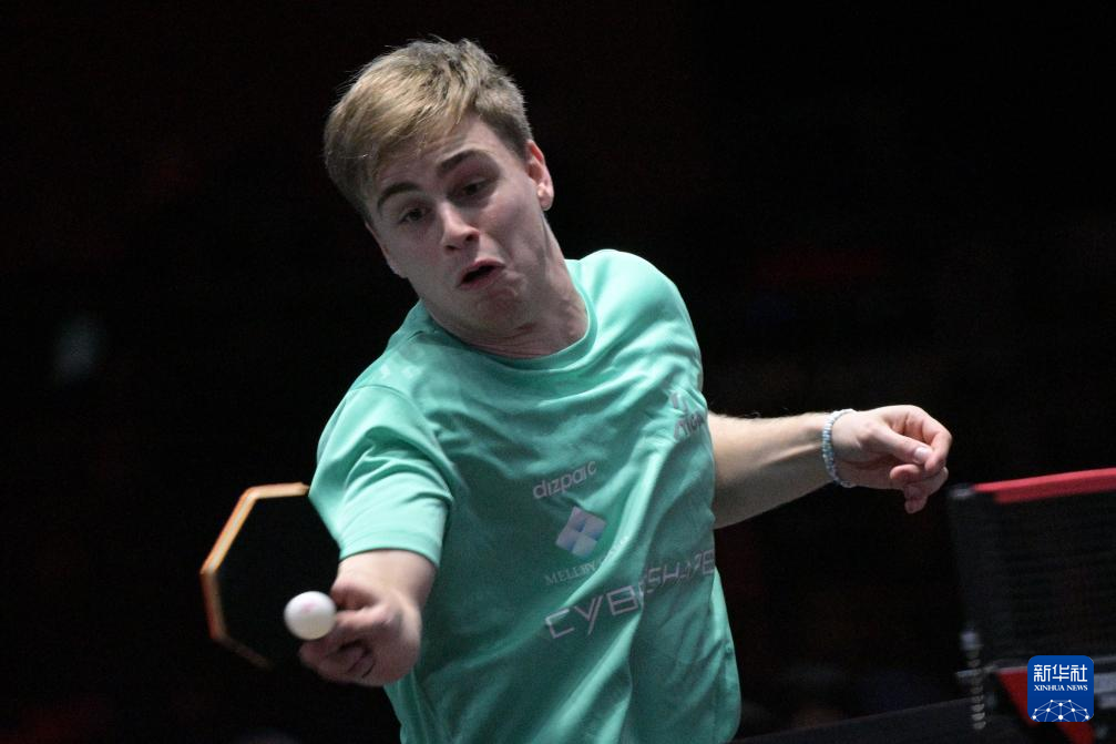 更是对拜仁 更是对拜仁