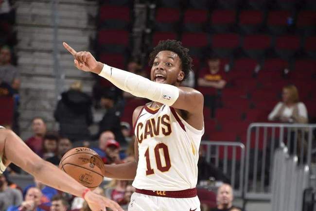 队长必不可 队长必不可