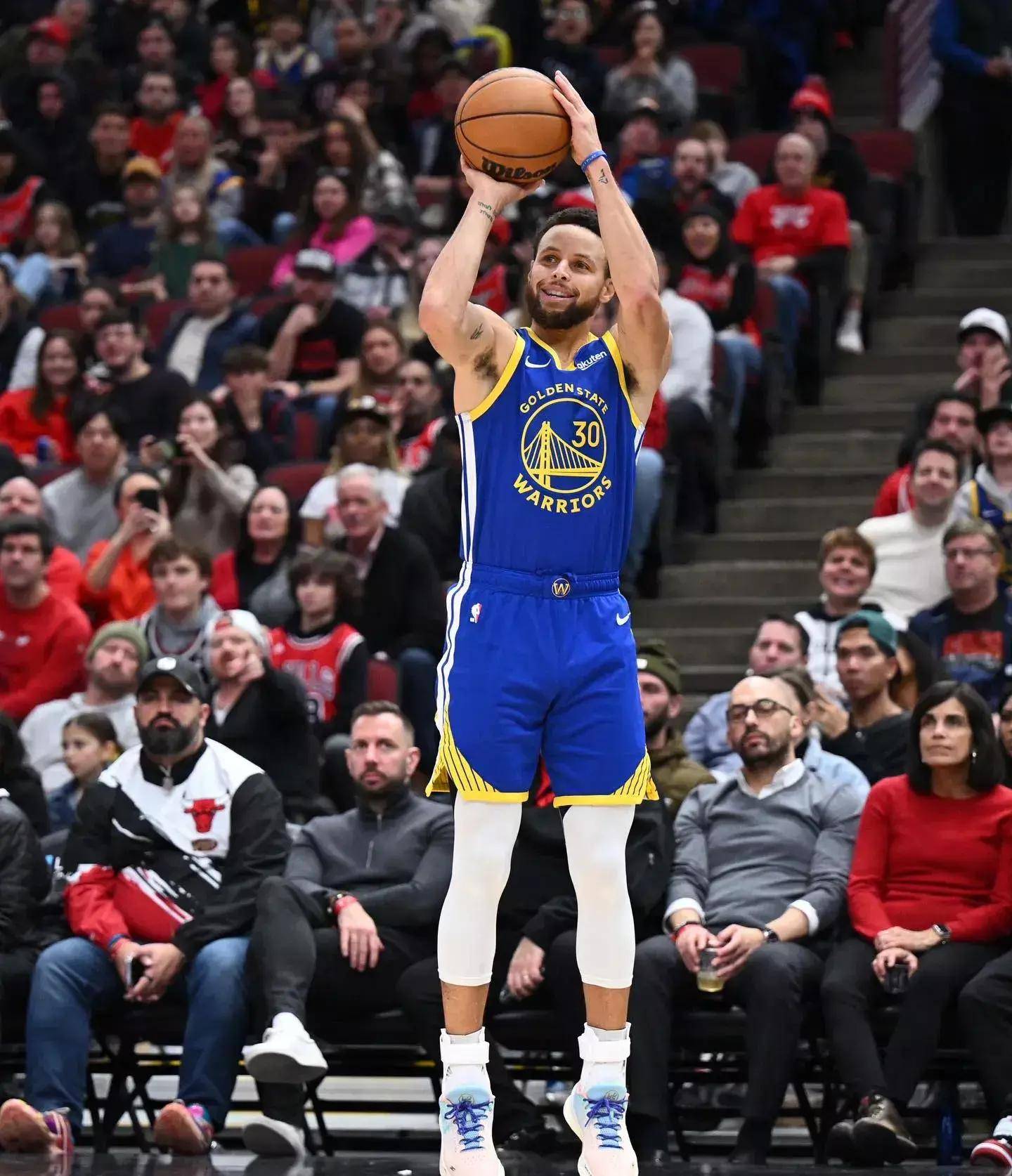 我们不难发 我们不难发