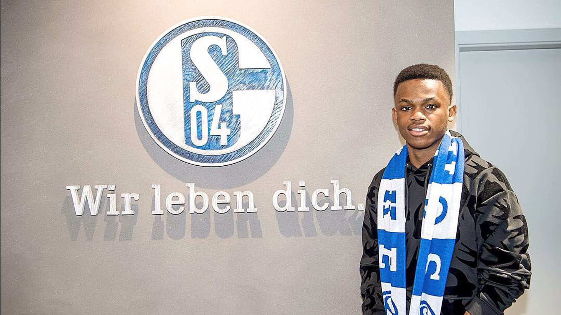 蔡斌正式上 蔡斌正式上