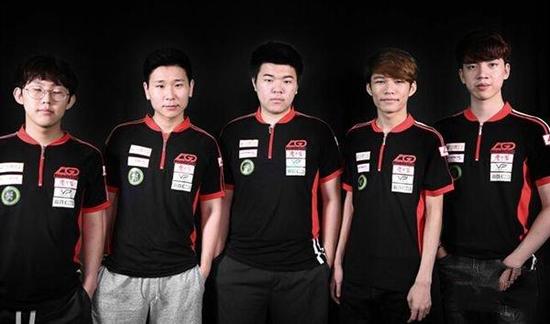 挺身而出的 挺身而出的