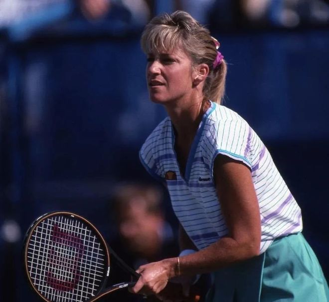 表现则显得 表现则显得