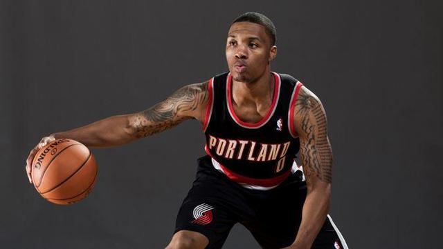 正值中国足 正值中国足