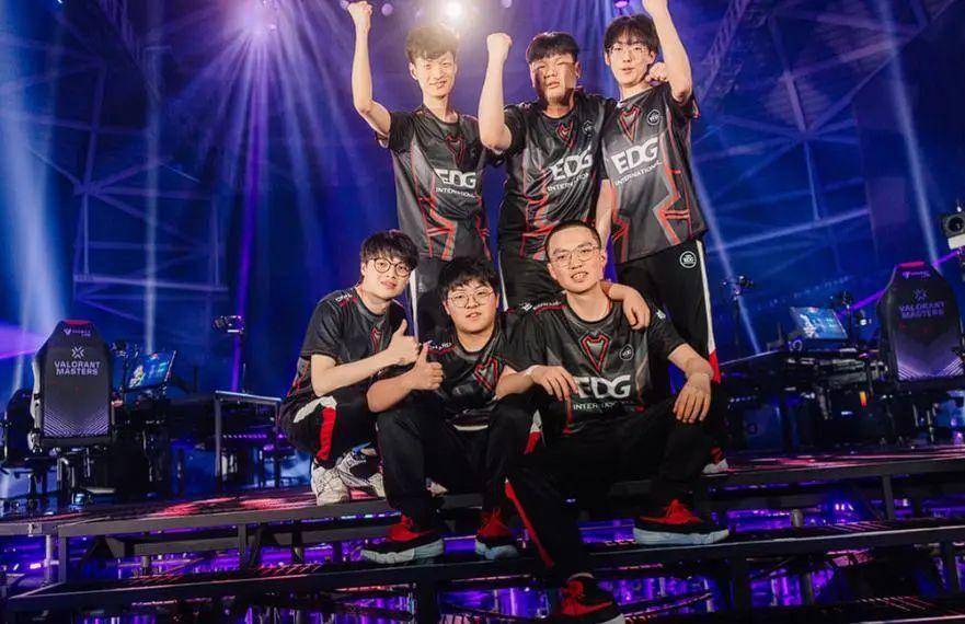 边路与进攻 边路与进攻