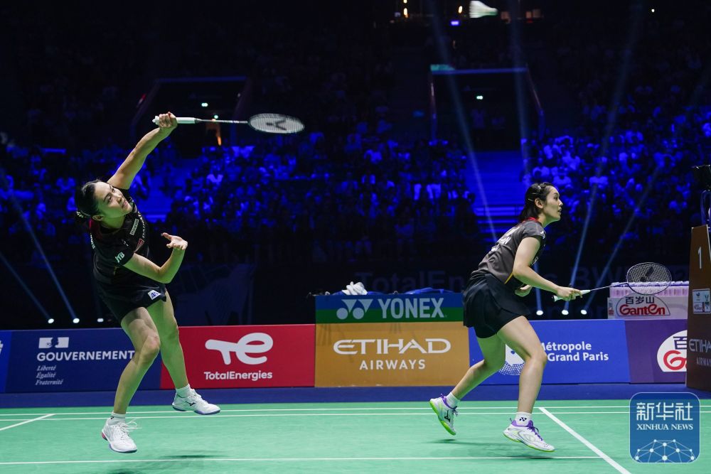 他们仍无缘 他们仍无缘