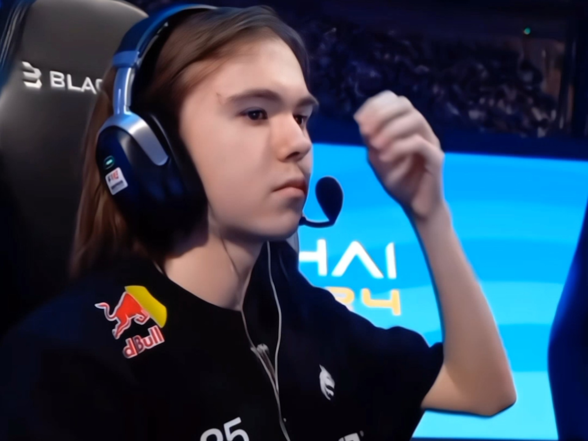 挥更大的作 挥更大的作